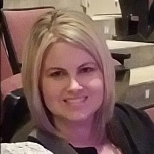 Meet your Posher, Holly